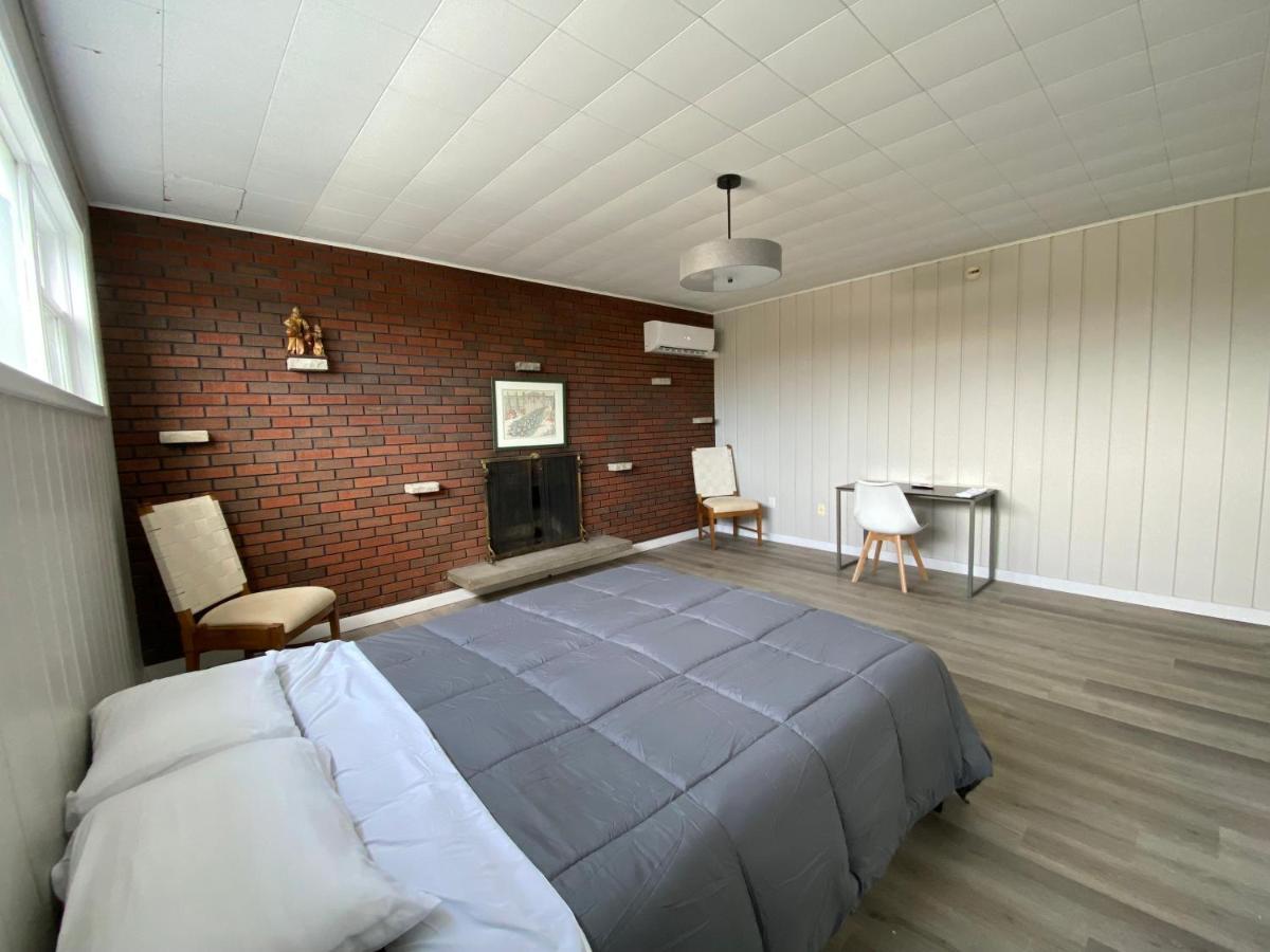 Private Room Lakeview House- Westmount Moncton Exteriör bild